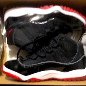 Jordan retro bred 11s size 3
